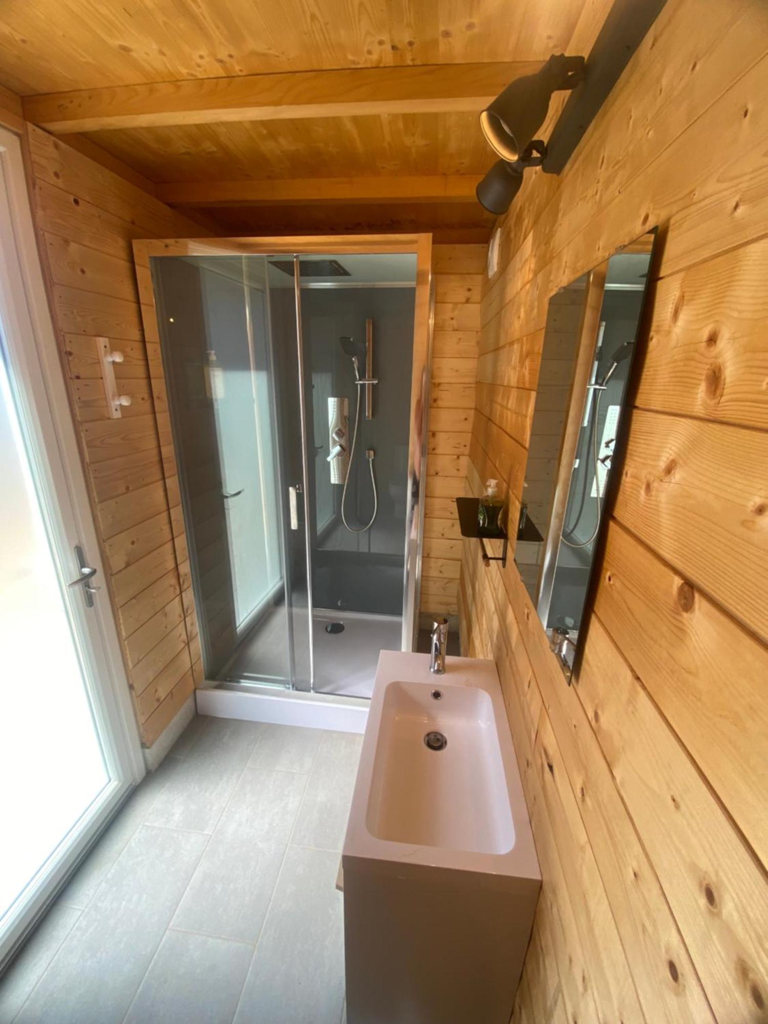 Studio Chez L'Habitant Avec Piscine Commune Grieges Экстерьер фото